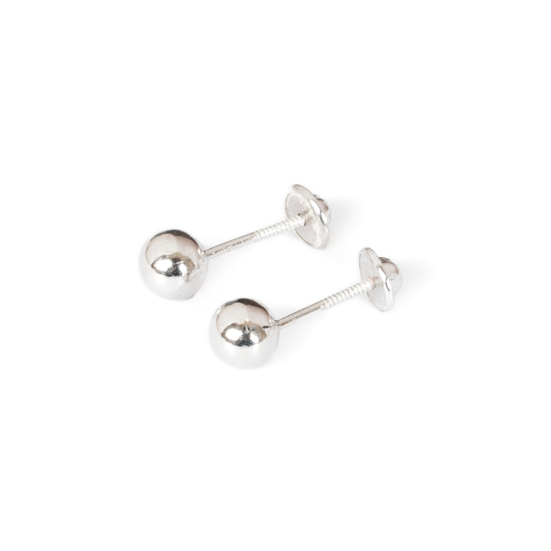 Pendientes niña Bola Lisa oro blanco 5 mm.