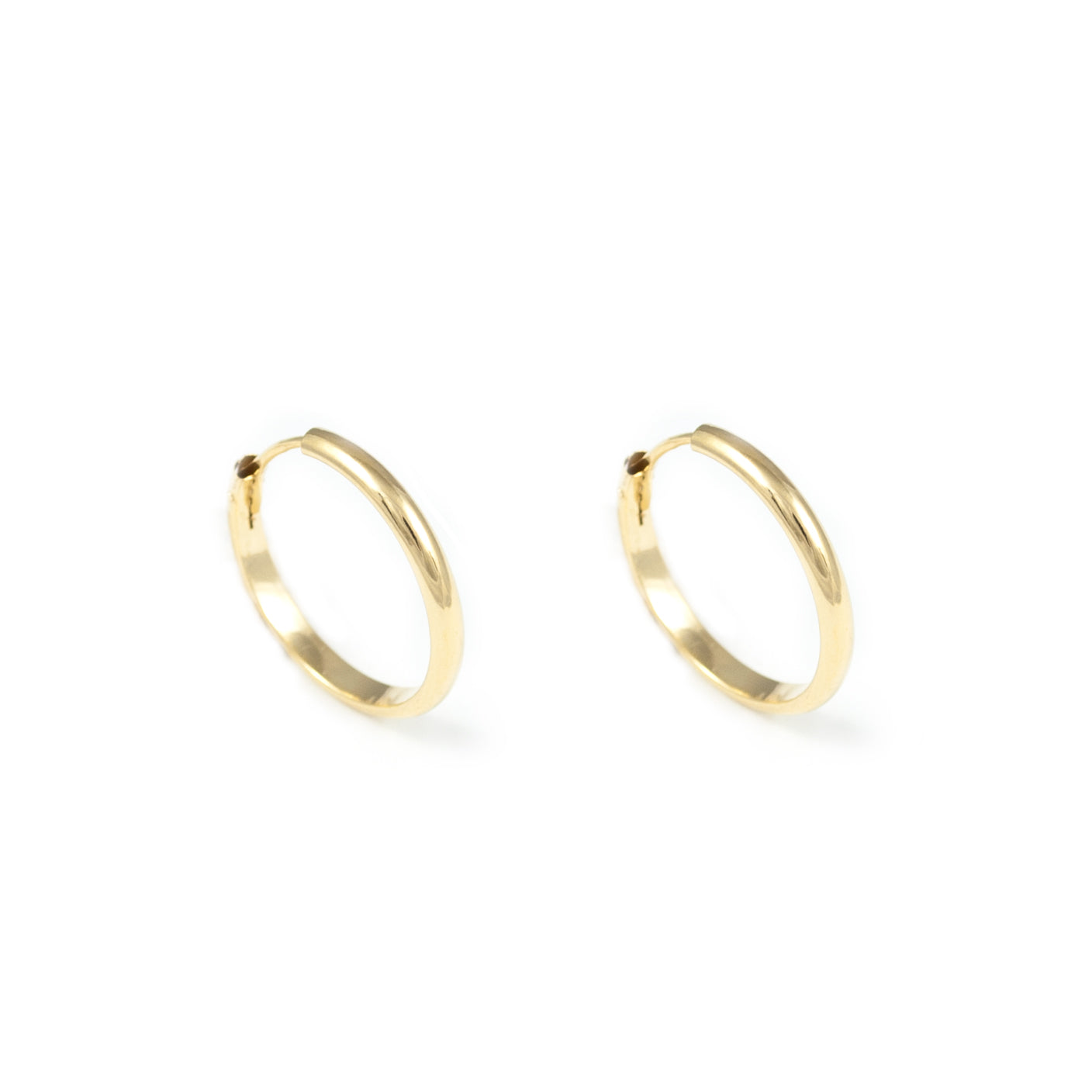 Pendientes Oro Amarillo 18K Aros Media Caña Brillo 14 x 2 mm