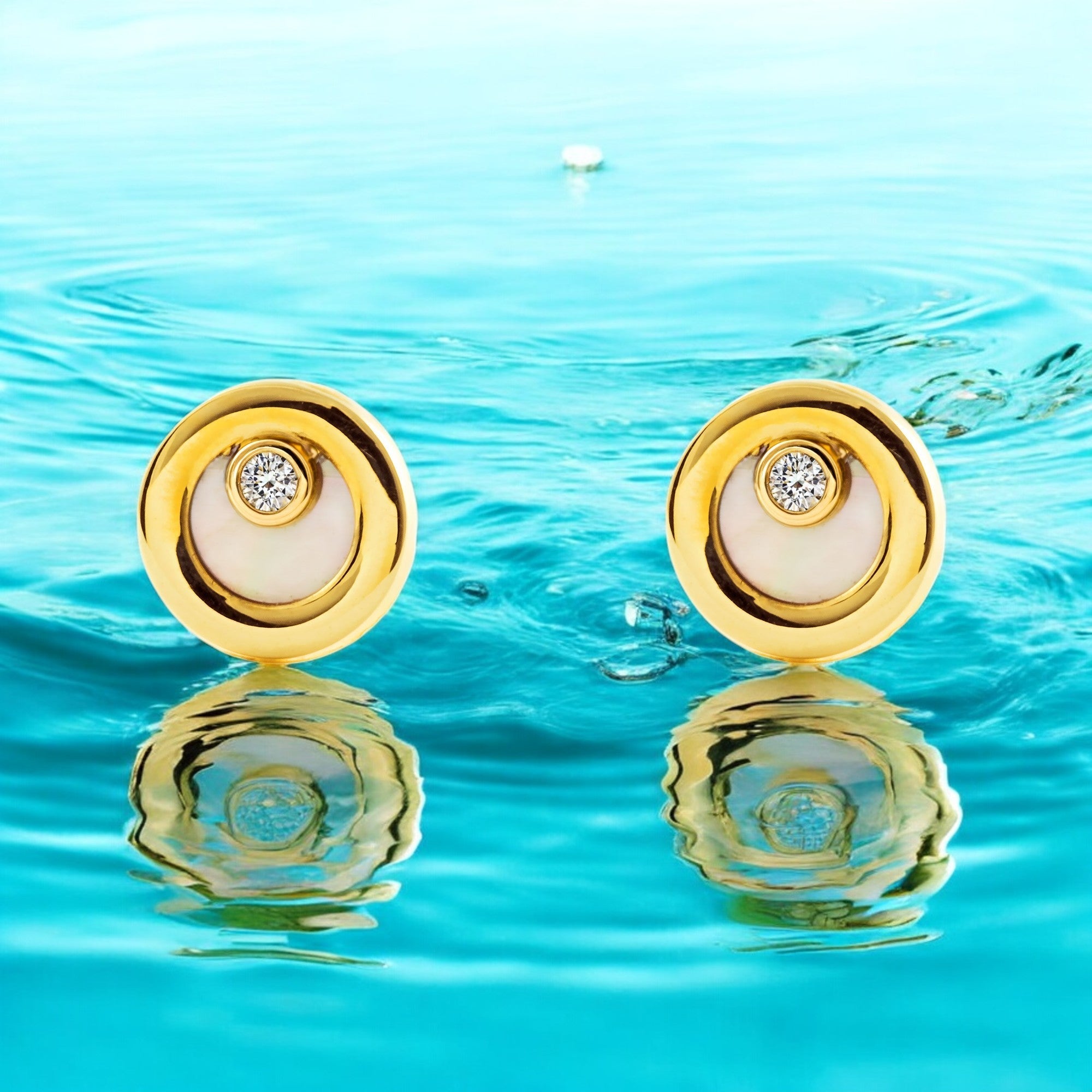 9K Yellow Gold Girl's Earrings with Round Mother-of-Pearl and Shiny Zirconia