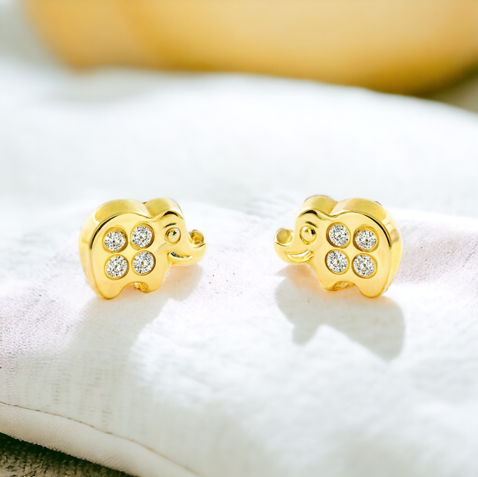 Pendientes Bebe-Niña Oro Amarillo 9K Elefante Circonita Brillo