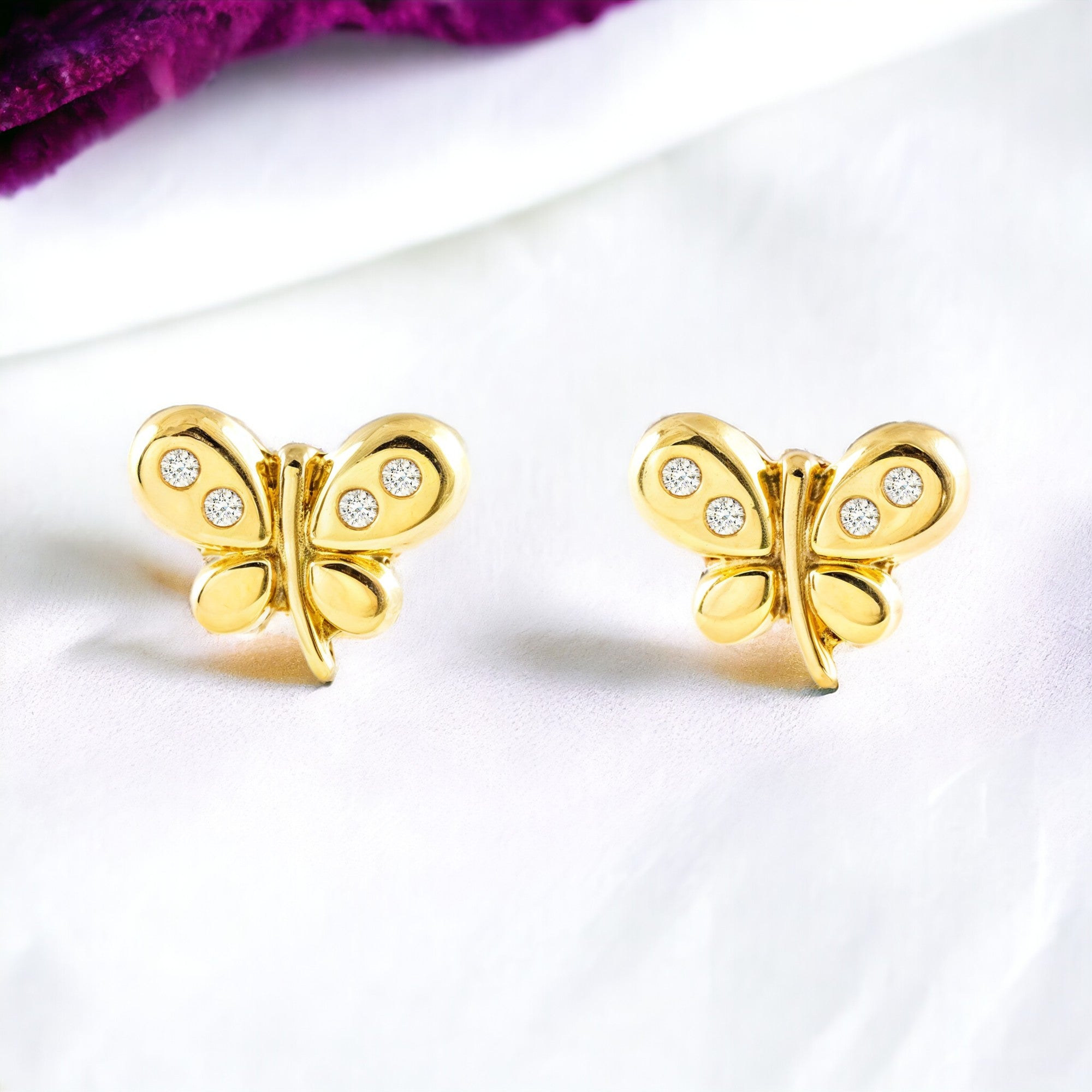 Pendientes Niña Oro Amarillo 9K Mariposa Circonita Brillo