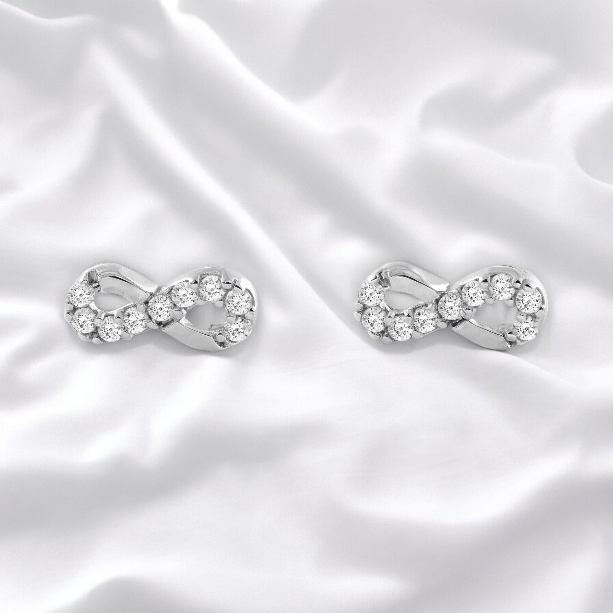 Pendientes Mujer-Niña Oro Blanco 9K Infinito Circonita Brillo