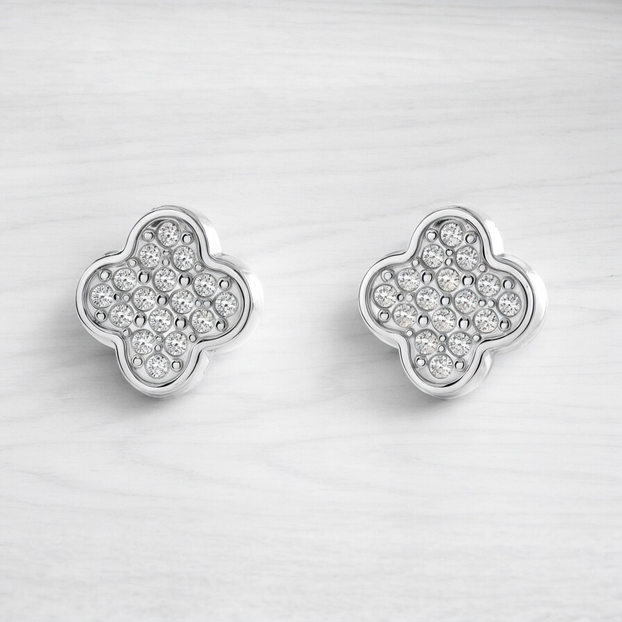 Pendientes Mujer-Niña Oro Blanco 9K Cuatrebol Circonita Brillo