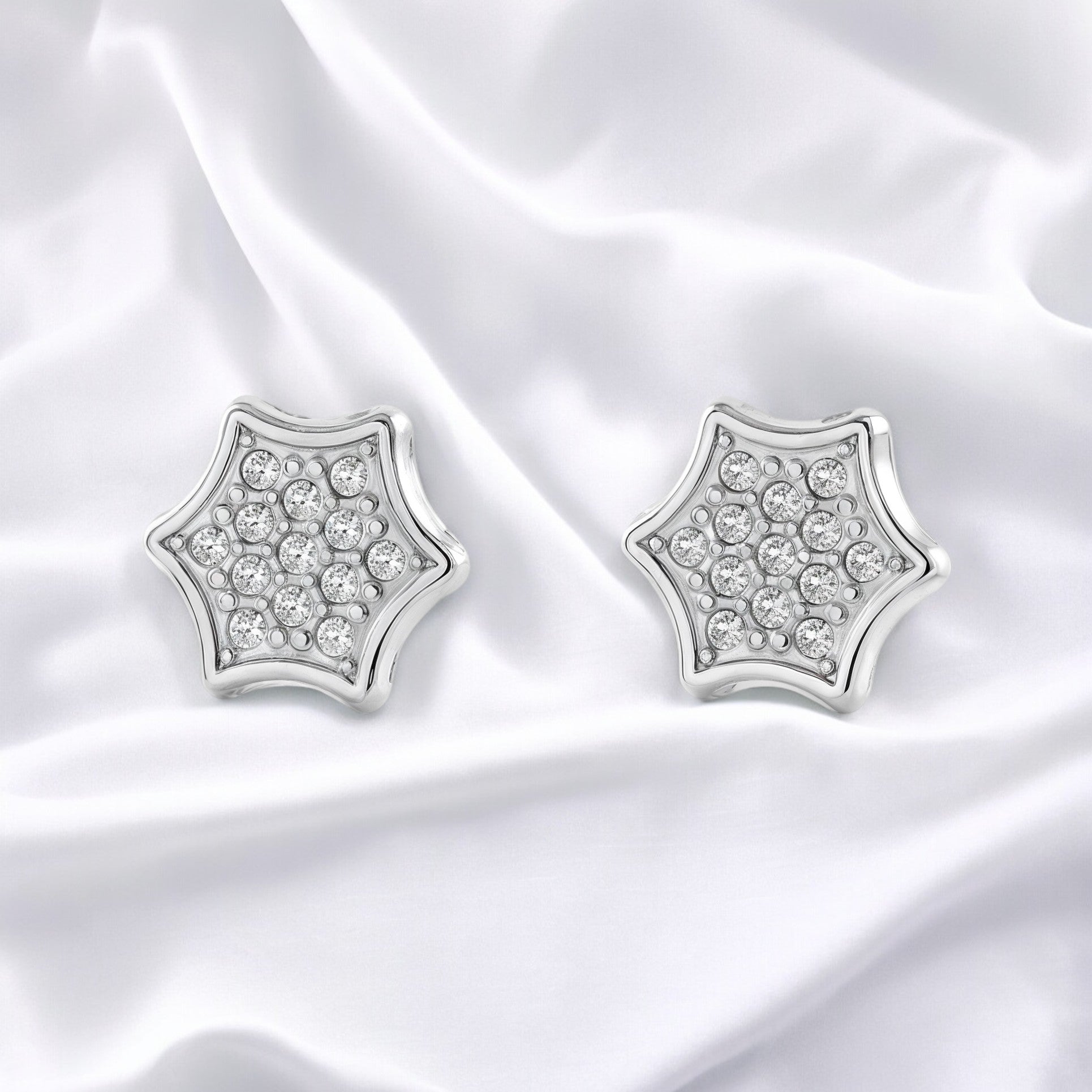 Pendientes Mujer-Niña Oro Blanco 9K Estrella Circonita Brillo