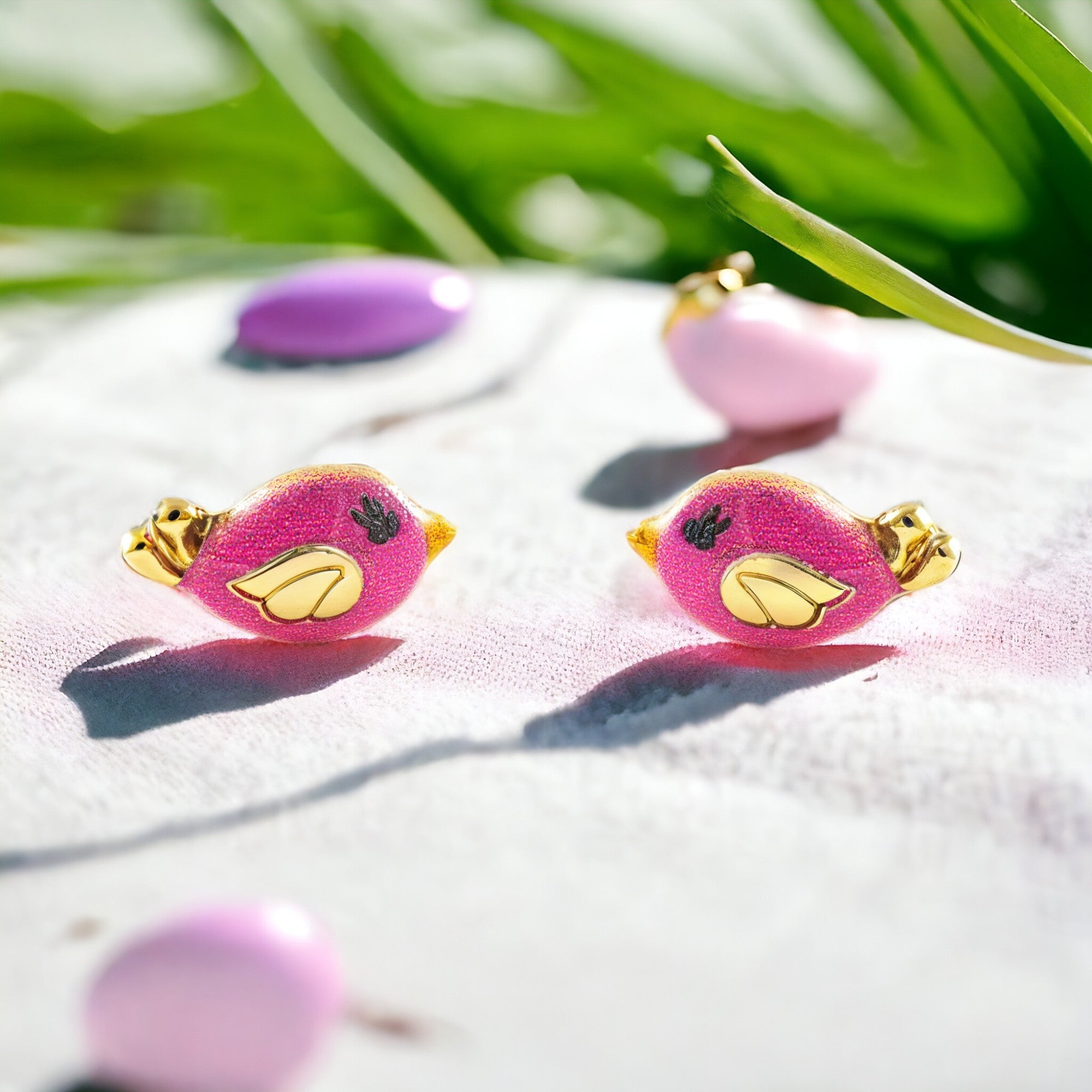 Pendientes Niña Oro Amarillo 9K Pajaro Esmalte Rosa Intenso Brillo