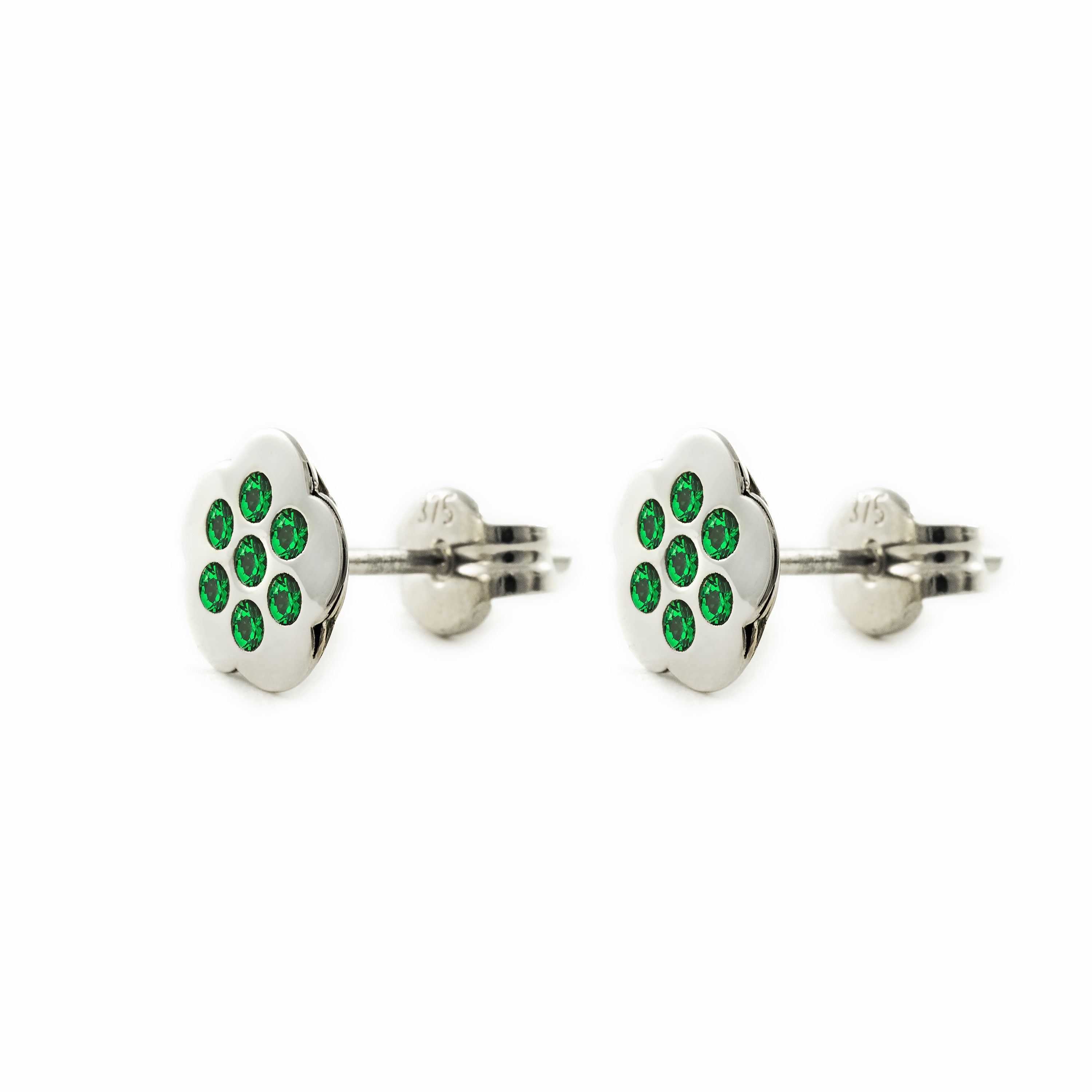 Pendientes oro blanco niña flor multipiedra en color esmeralda (9kts)