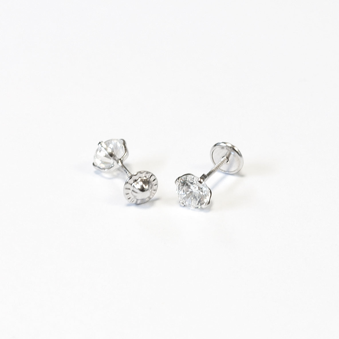 Pendientes Plata Bebe o niña de Garra con circonita 5 mm