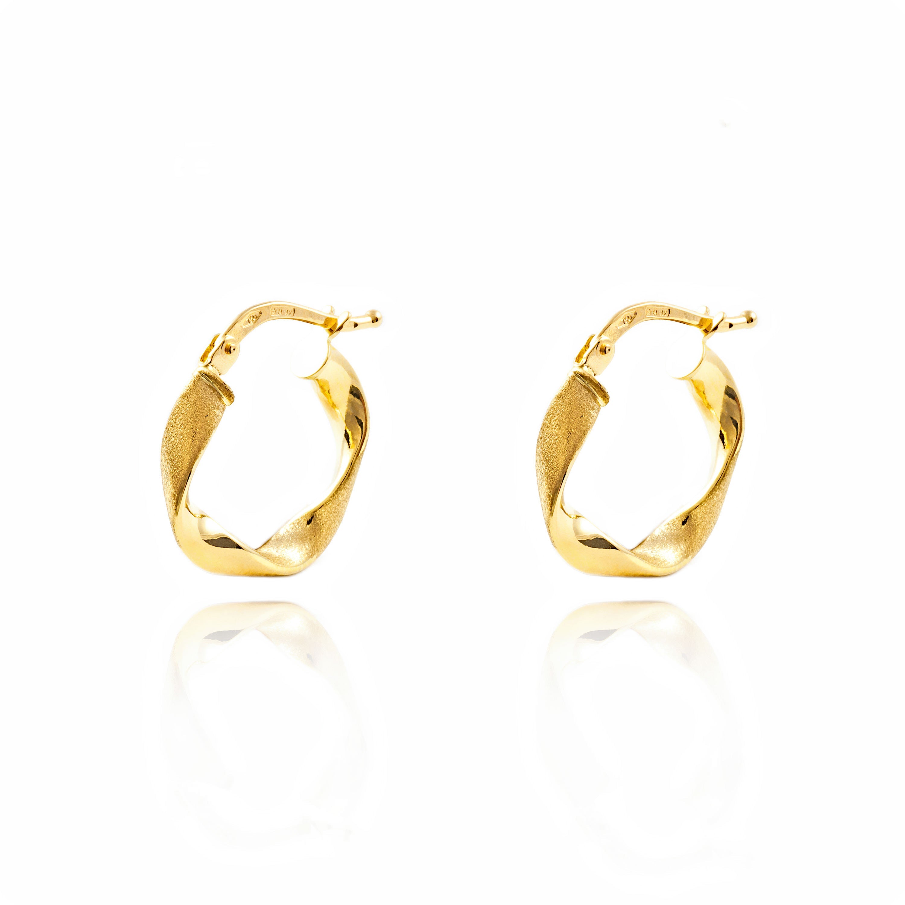 Pendientes Oro Amarillo 18K Aros Plano Reliados Mate y Brillo 16 x 3 mm