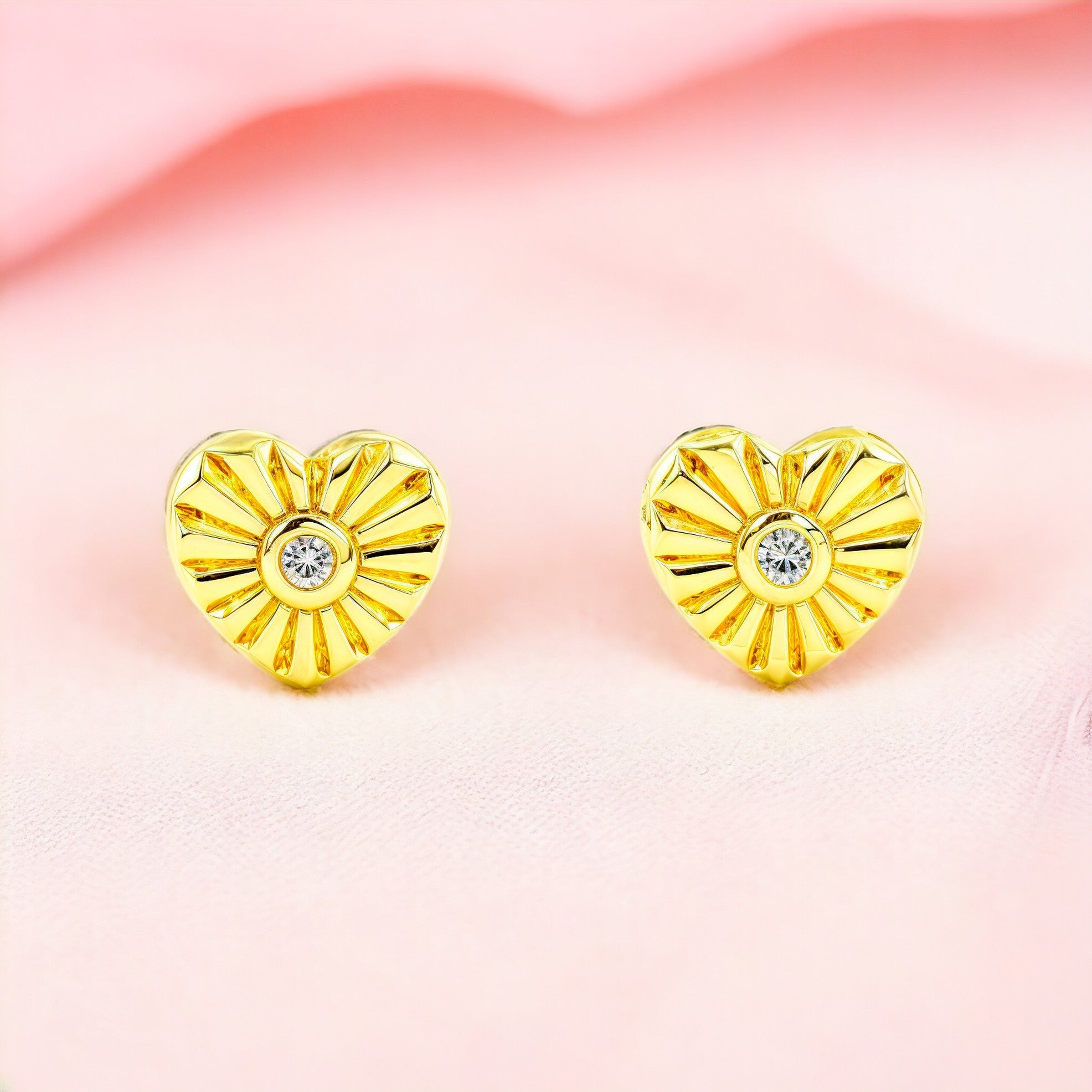 Baby-Girl Earrings 9K Yellow Gold Heart Zircon Shine and Texture